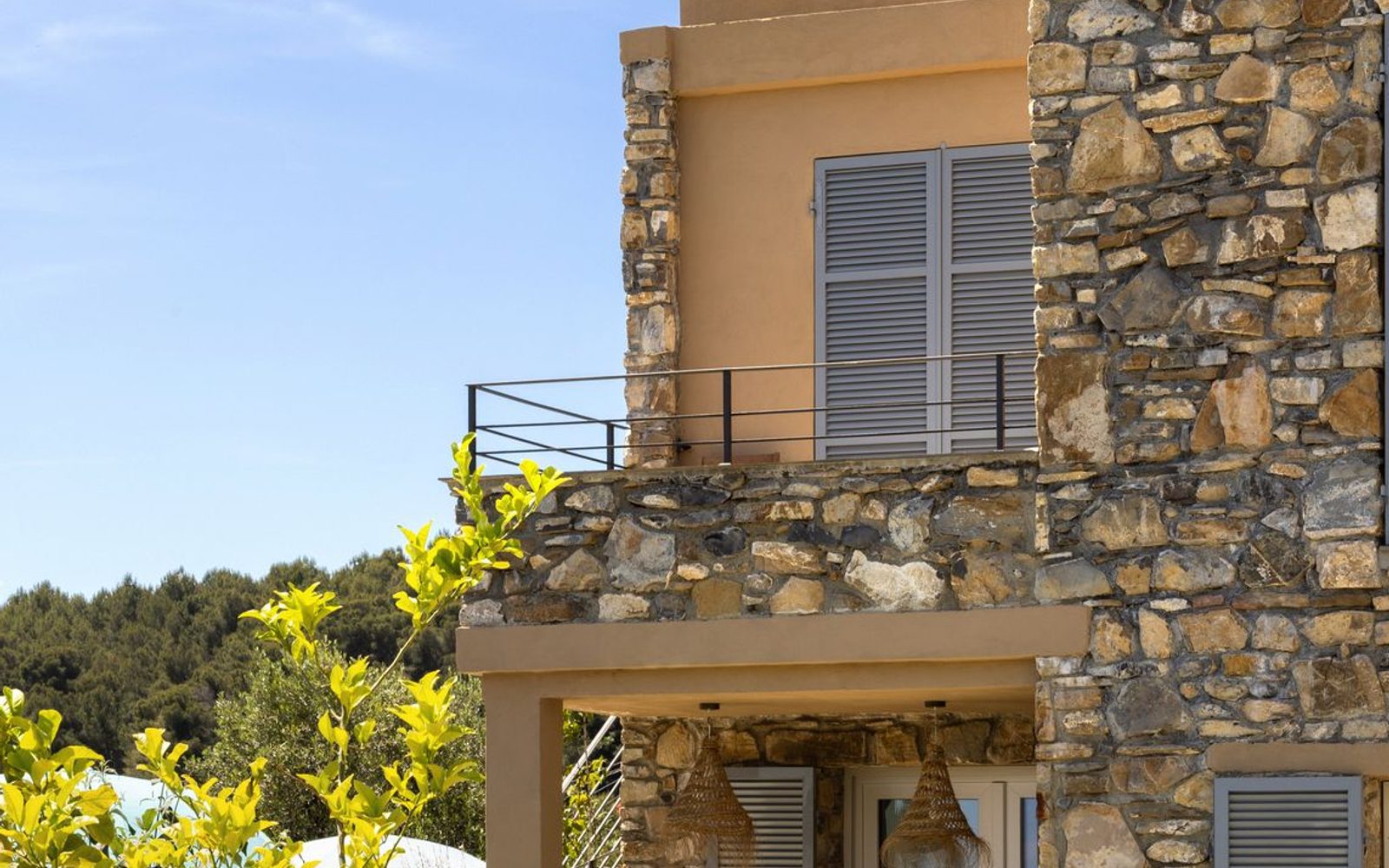 B27 — Il borgo incantato