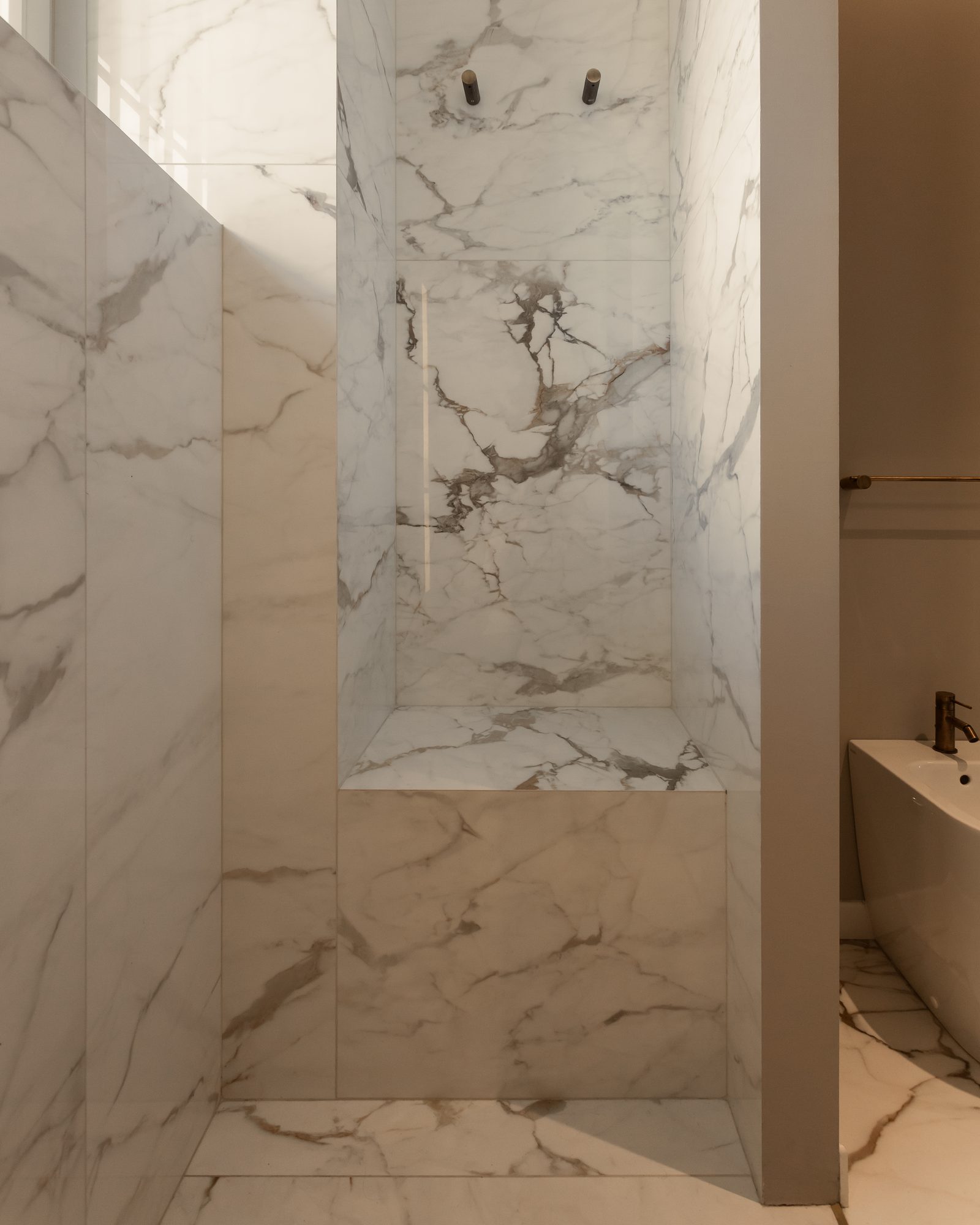 FR 1 — A tailored reinterpretation, photo 12