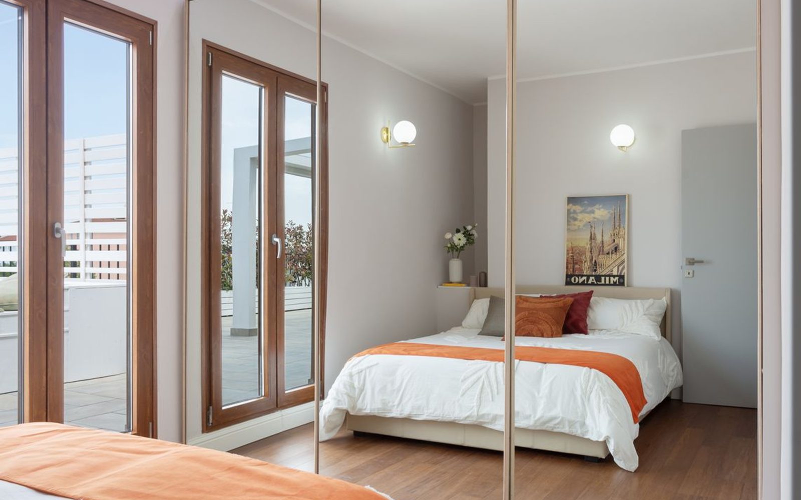 P5 — L'attico con vista